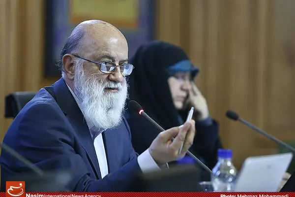 چمران: کسانی که مجوز پولی داده‌اند باید پاسخگو باشند