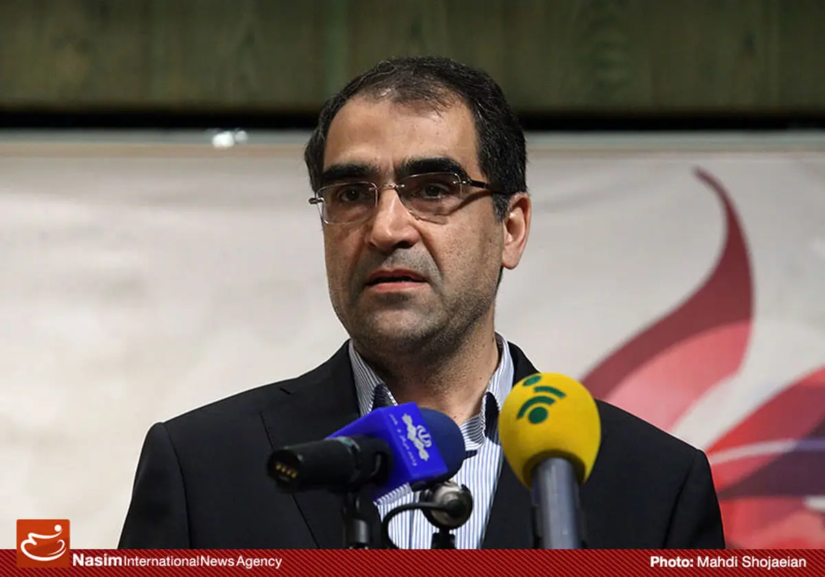 وزیر بهداشت: ۳۵  سال است خودروی ملی می‌سازیم اما هنوز استاندارد نیستند