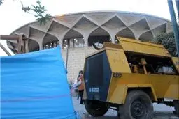 نارضایتی مسئولین از وضعیت بازسازی تئاتر شهر