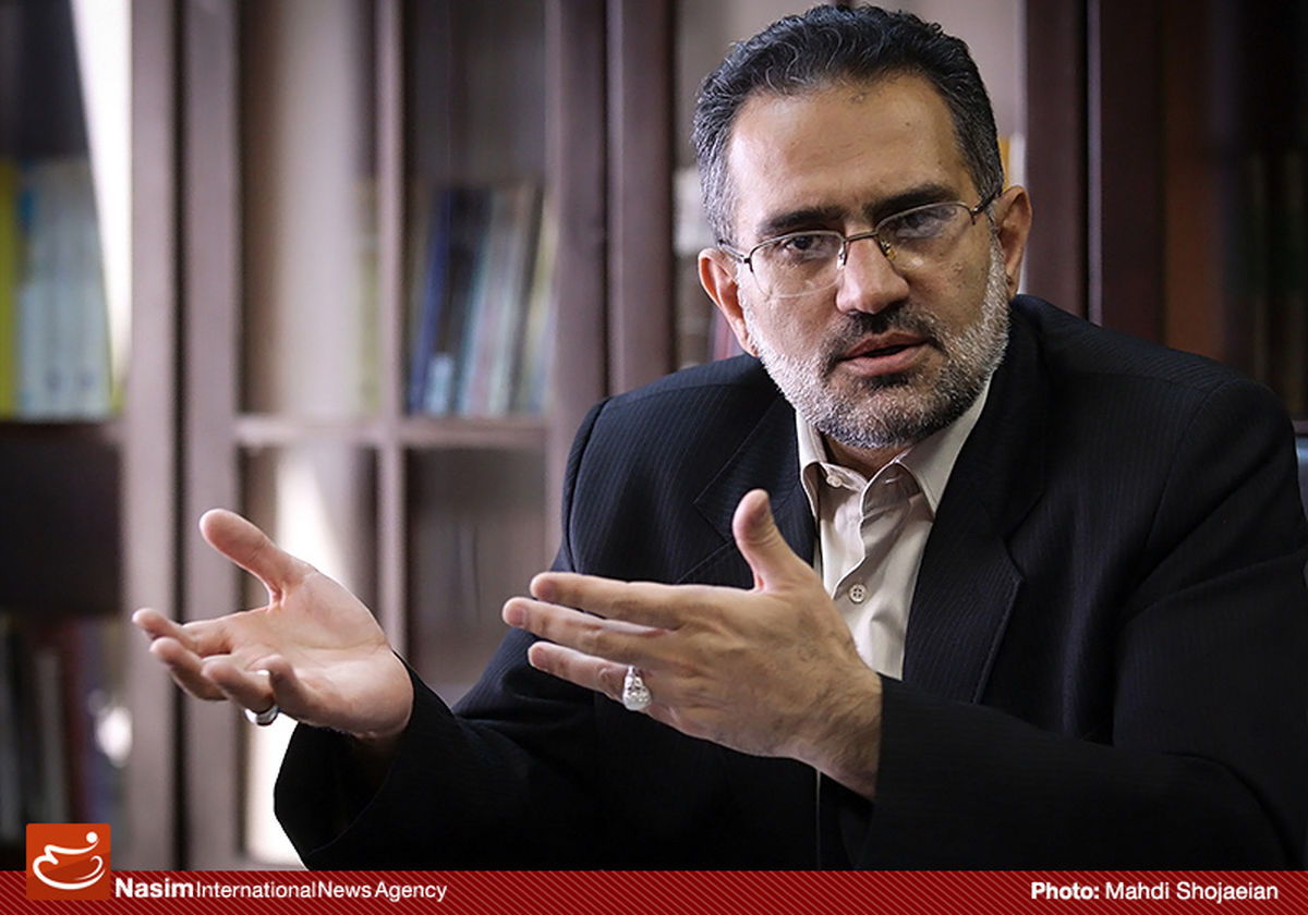 حسینی در پاسخ به مرعشی: عده‌ای نمی‌توانند با مردم قیم مابانه برخورد کنند