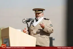 سرلشکر فیروزآبادی: مقابل تروریست‌های منطقه خواهیم ایستاد