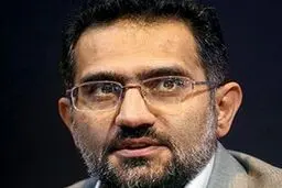 مومنی و حسینی به تماشای 
