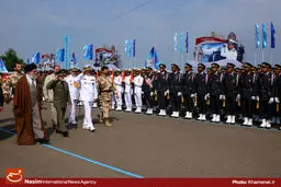 گزارش تصویری:: مراسم تحلیف و دانش‌آموختگی دانشجویان دانشگاه‌های افسری ارتش با حضور رهبر معظم انقلاب