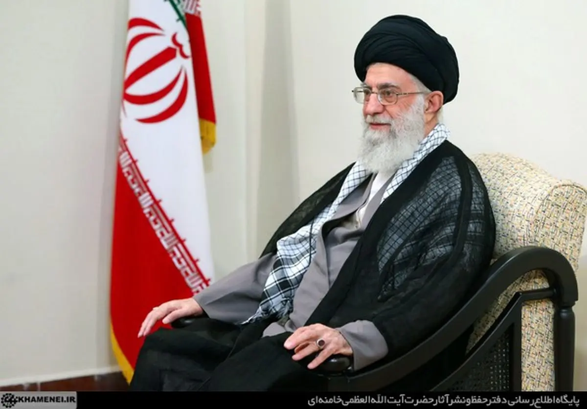 رهبر انقلاب با عفو و تخفیف مجازات جمعی از محکومان موافقت کردند