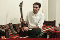 رادیو فرهنگ با حافظ ناظری گفتگو می‌کند