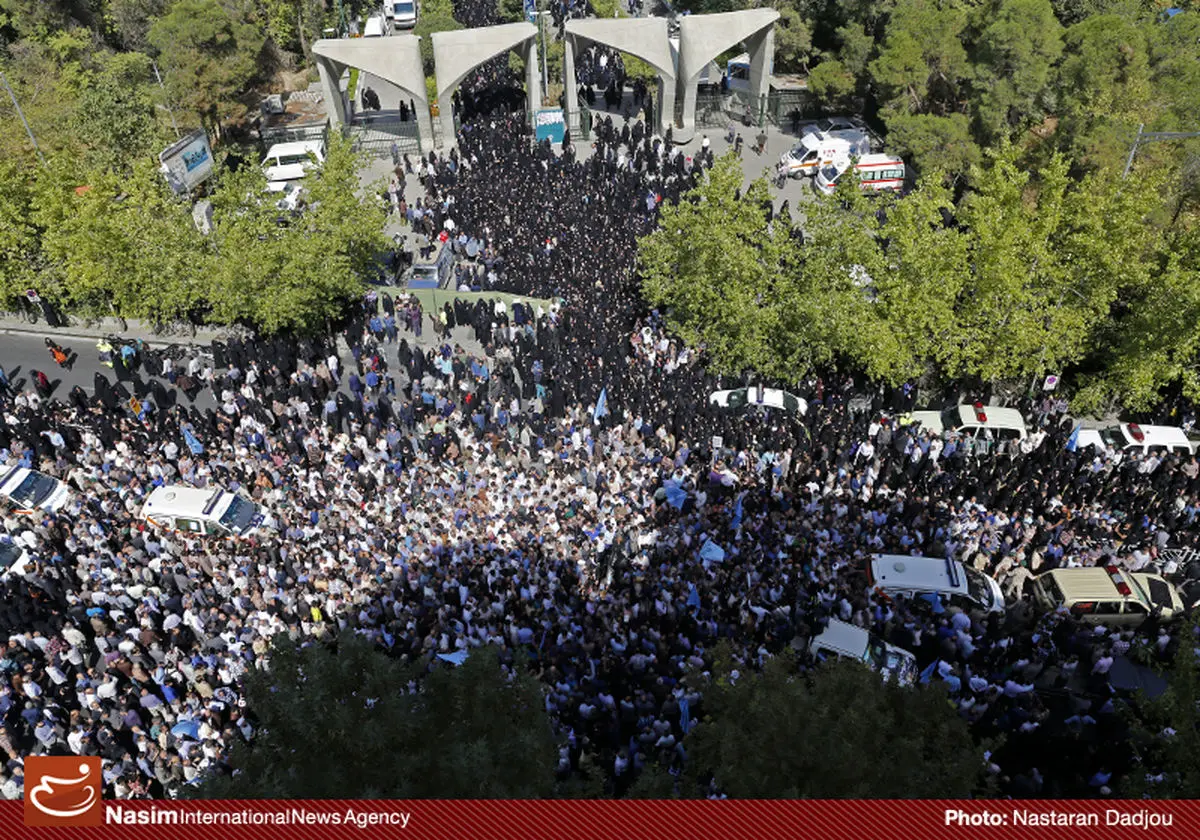 مراسم تشییع شهدای فاجعه منا در  تهران برگزار شد