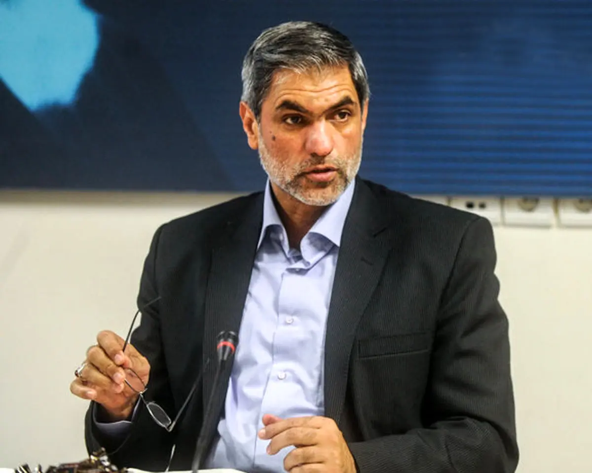 معاون وزیر کشاورزی: هورمون‌‌هایی که به مرغ‌ها می زنیم به سرعت رشد آن‌‌ها ربطی ندارد