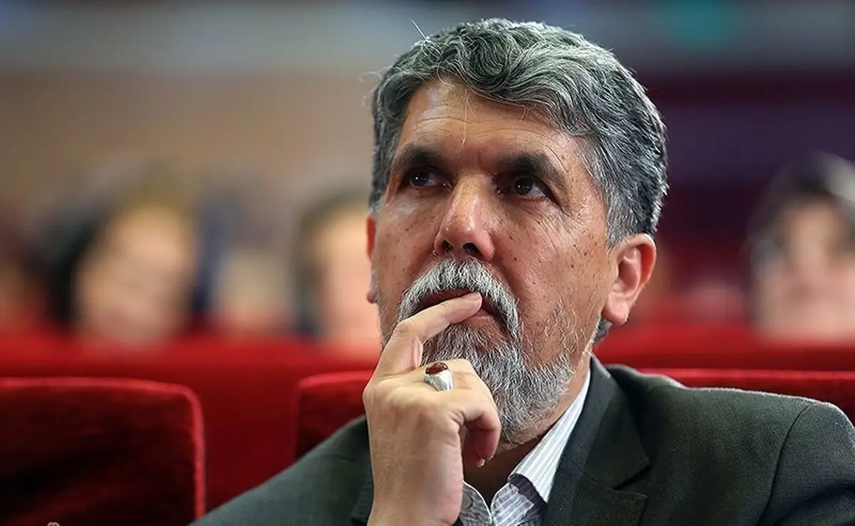 صالحی: رسیدن به تولید انبوه در حوزه فرهنگ پای صنعت را به میان خواهد کشید
