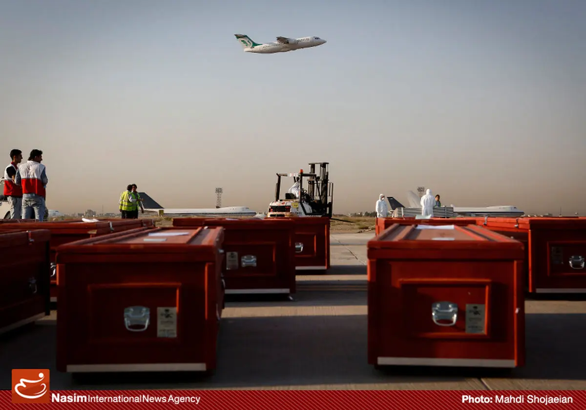 سومین پرواز حامل پیکر جان‌باختگان فاجعه منا وارد کشور شد