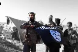 داعش مسئولیت انفجار مقابل مسجد النور صنعا را به عهده گرفت