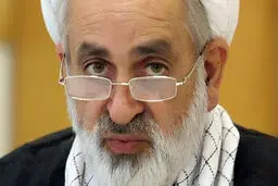 وزیر بهداشت و رئیس هلال احمر ویزای عربستان گرفتند