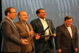 گروه مالی گردشگری  لوح برترین هلدینگ گردشگری کشور را به خود اختصاص داد