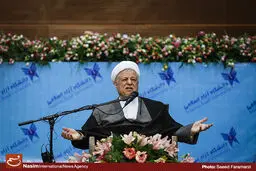 هاشمی رفسنجانی: دانشگاه آزاد را  به زور پس گرفتیم
