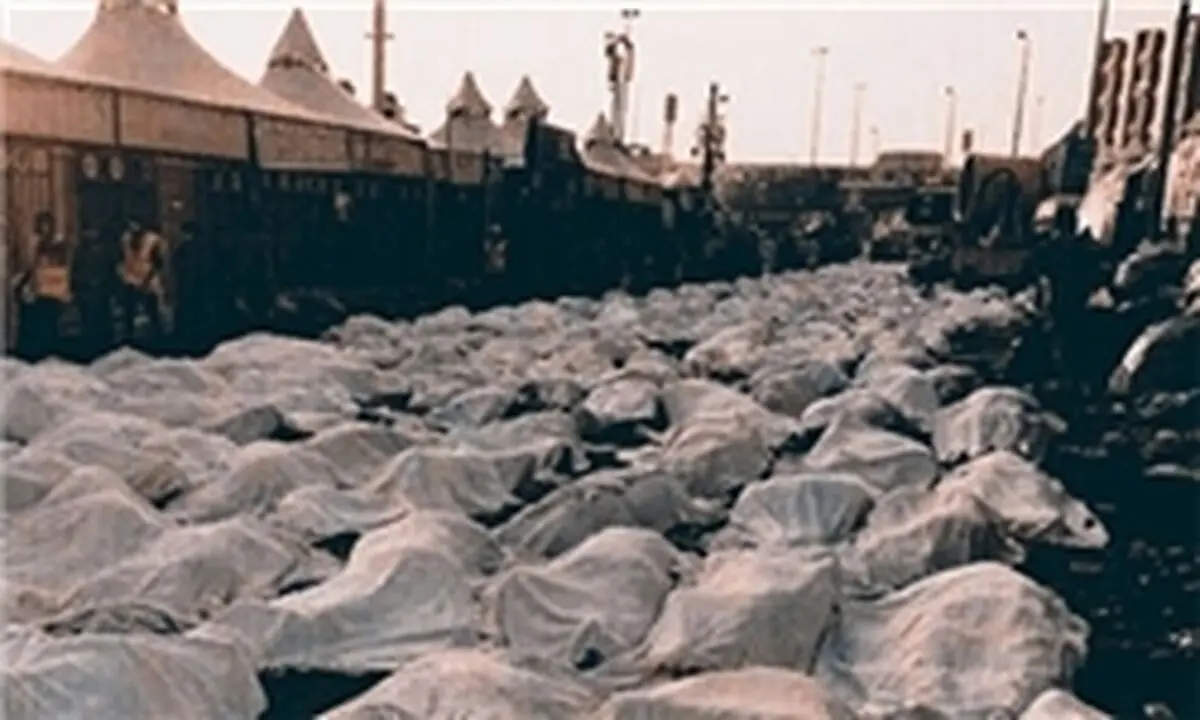 دفن دسته‎جمعی زائران گمنام در حادثه منا