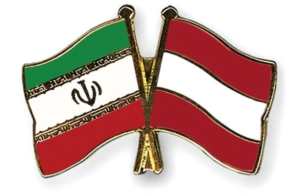 سفیر جدید ایران استوارنامه خود را به رییس جمهور اتریش تقدیم کرد