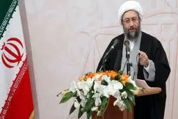 آیت‌الله آملی‌لاریجانی: هجوم دشمن بیشتر از هر زمانی این روزها  در حال شکل‌گیری است