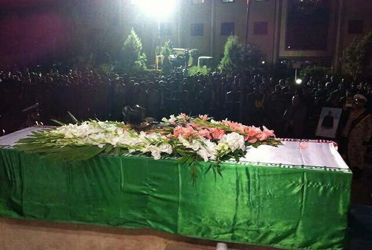 ورود پیکر  سردار همدانی به فرودگاه مهرآباد تهران