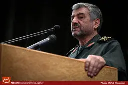 سرلشکر جعفری: طی روزهای آینده شاهد پیروزی‌های بزرگی در سوریه  خواهیم بود‬