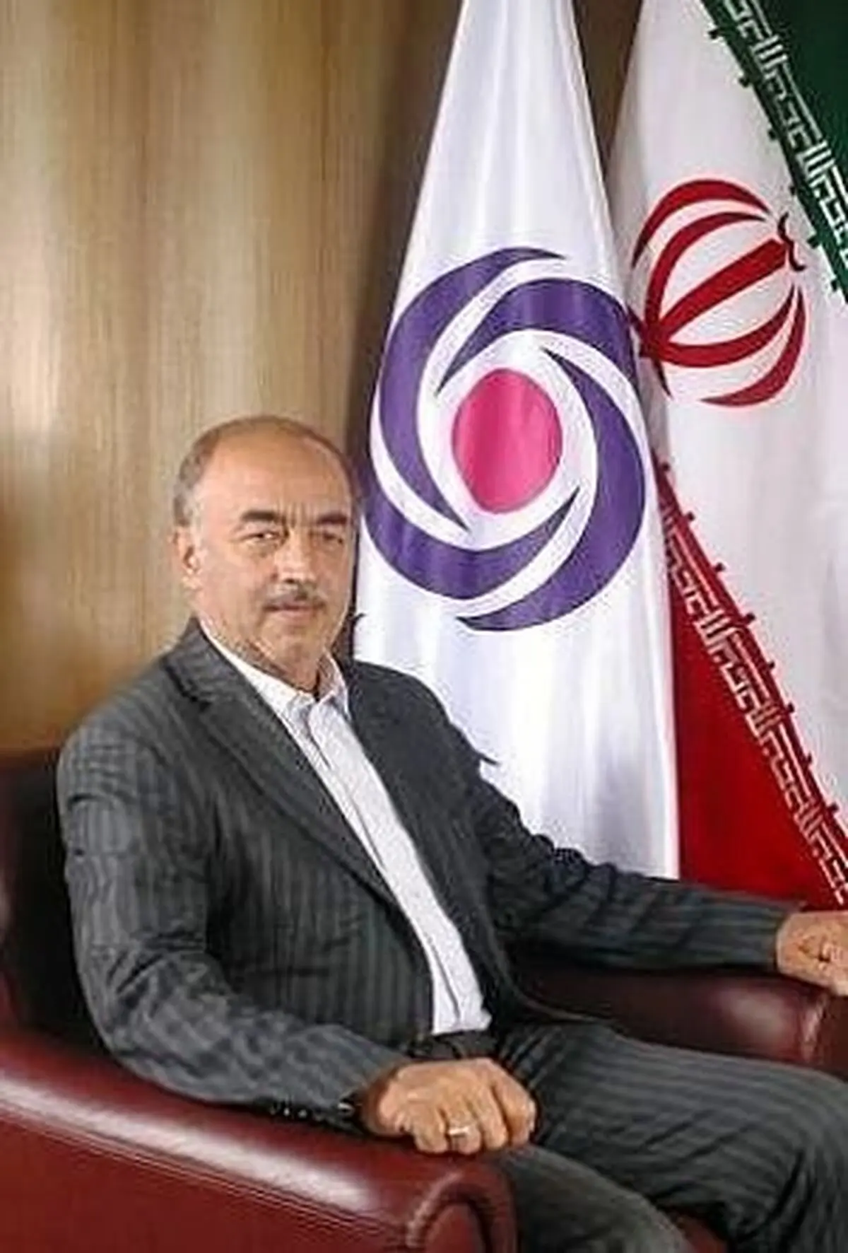 مدیرعامل بانک ایران زمین: رکود گسترده کنونی، معوقات نظام بانکی را افزایش داده است