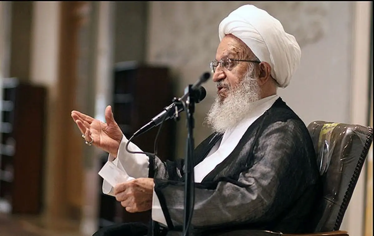 آیت‌الله مکارم شیرازی:  پرداخت یارانه به ثروتمندان، جز هزینه اضافی برای دولت، منفعتی ندارد