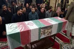 تصاویری از تشییع پیکر خبرنگار شبکه خبر