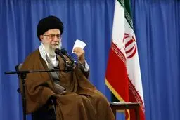 رهبر انقلاب:  از میزان پیشرفت  اقتصاد مقاومتی در کشور خیلی خشنود نیستم