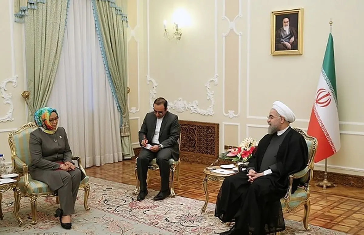 روحانی:  همکاری ایران و اندونزی برای حل مشکلات جهان اسلام موثر است