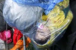 مرگ تدریجی پناهجویان پشت مرزهای بسته اروپا +تصاویر