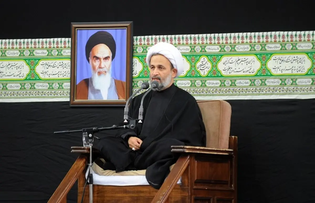 پناهیان: ما عباس می‌خواهیم که تا امامش اجازه نداده با دشمن دست ندهد