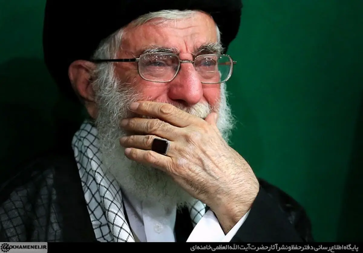 مراسم عزاداری شب عاشورای حسینی با حضور رهبر انقلاب برگزار شد + تصاویر