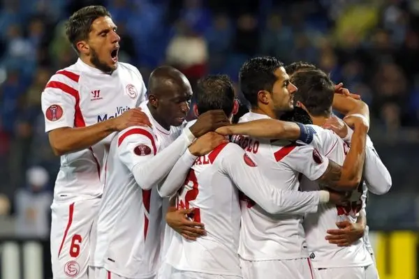 سویا با ۵ گل
ختافه را در هم کوبید