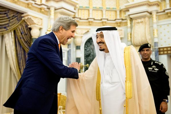 آمریکا و عربستان کمک‌های خود به معارضان سوری را افزایش می‌دهند