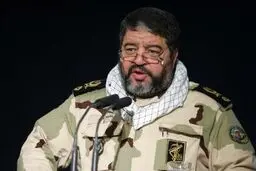 سردار جلالی:
وزیر و وکیلی که در غرب آموزش دیده نمی‌تواند دنبال تمدن اسلامی باشد