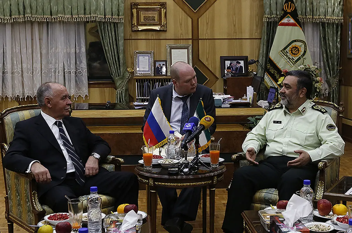 فرمانده ناجا: نباید منتظر تصمیمات سازمان های بین‌المللی در مبارزه با مواد مخدر باشیم