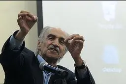 مشاور ابتکار:
دولت تدبیر و امید در مباحث محیط‌زیست تنها شعار می‌دهد