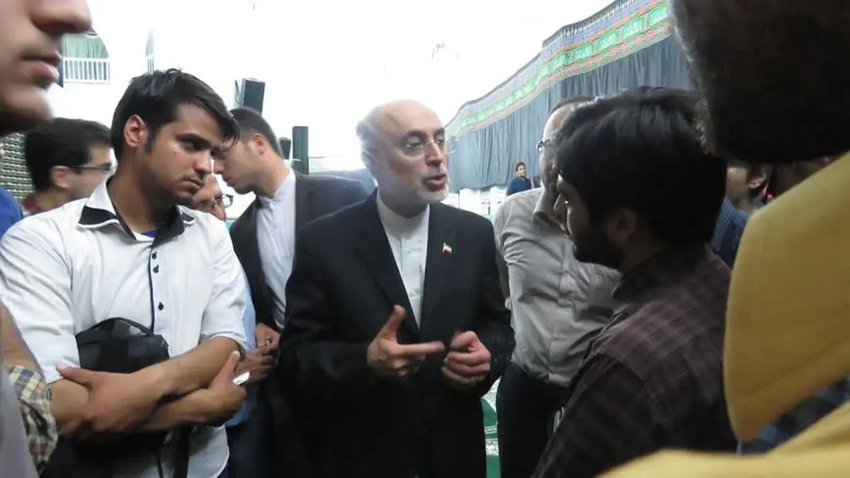 گفتگوی یک دانشجو با  علی‌اکبر صالحی + صوت و عکس