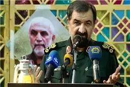 محسن رضایی: برای دفاع و تجهیز خودمان  از هیچکس اجازه نمی‌گیریم