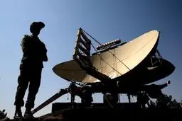 فیلم:: انهدام پهپاد مهاجم فرضی در مانور محرم