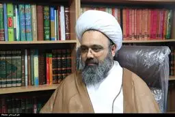 حجت‌الاسلام دانشمند: قمه‌زنی، چماق دشمن برای کوبیدن شیعه است