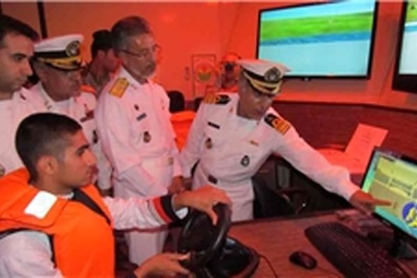 سامانه شبیه‌ساز رادار پل فرماندهی در مرکز آموزش تخصص‌های دریایی نداجا افتتاح شد