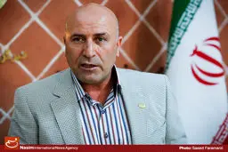 روغنی: افزایش تعرفه واردات کاغذ؛ باعث گرانی آن نمی‌شود