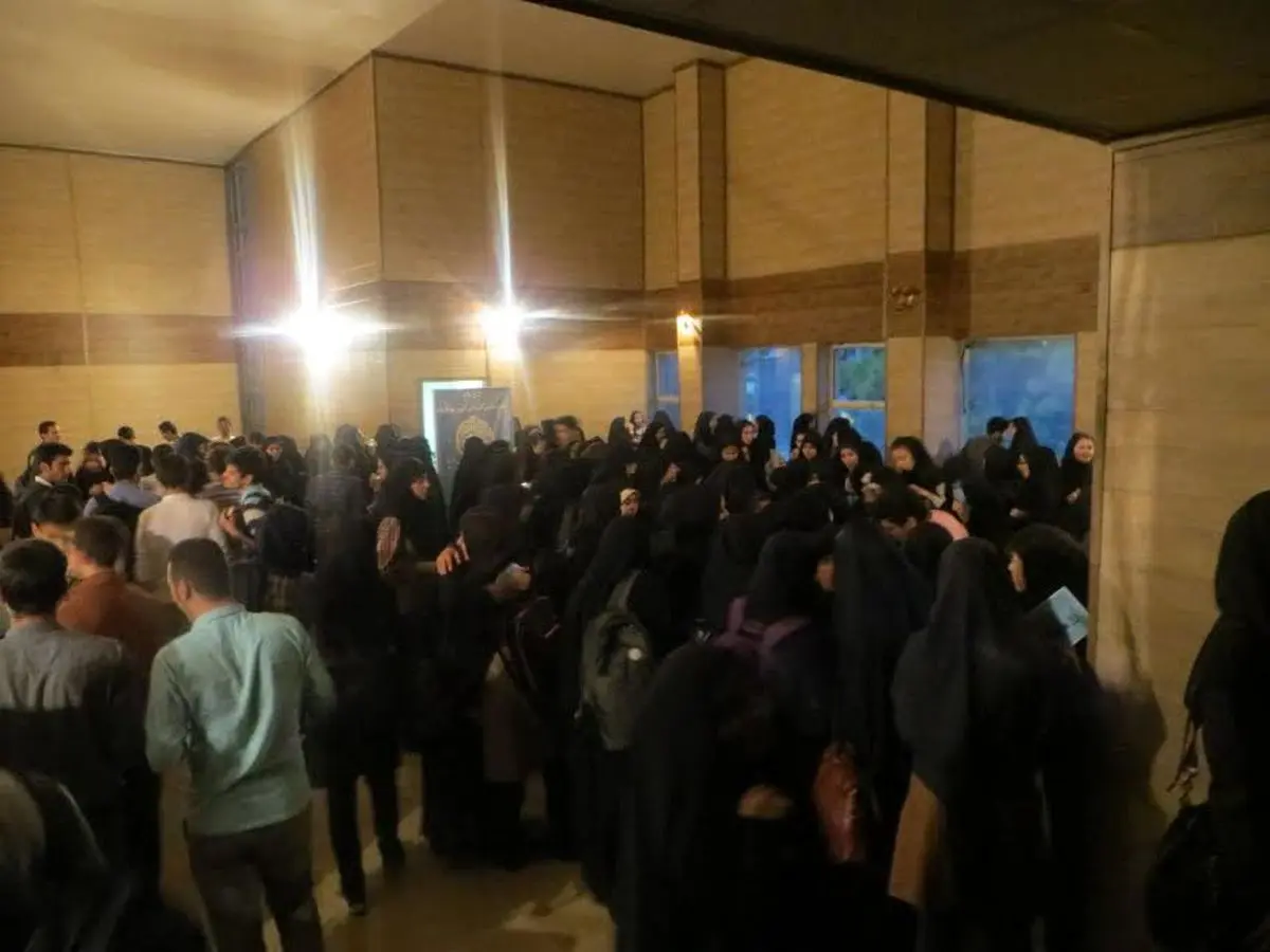 "شاهزاده روم"  در میان استقبال گرم دانشجویان امیرکبیر به نمایش درآمد