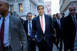 فرانس۲۴: جان کری با پای پیاده به دیدار ظریف رفت