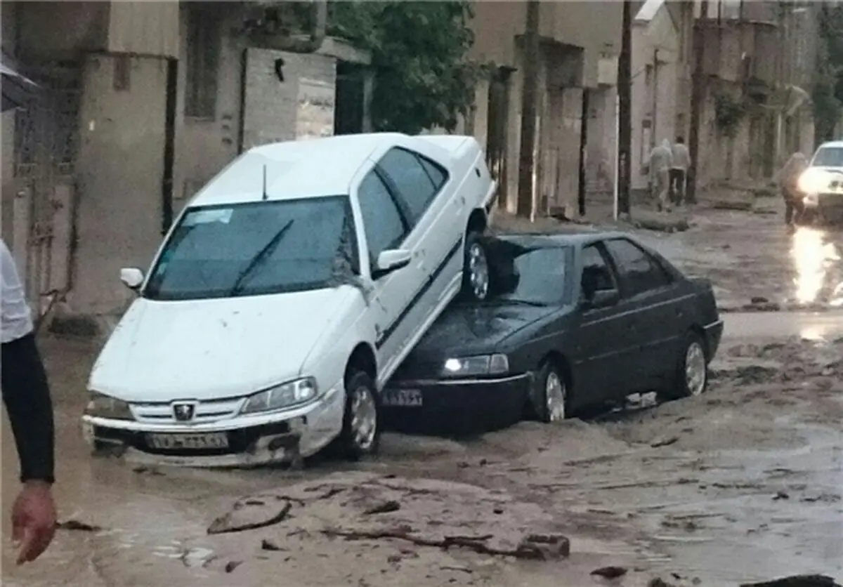 چرخساز خبر داد: امدادرسانی به ۲۱۰۰ نفر در ۹ استان متاثر از سیل و آبگرفتگی