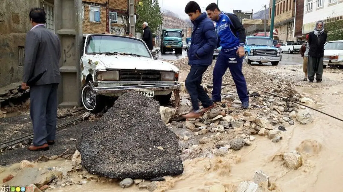 ورود ۱۵ تیم عملیاتی به مناطق سیل‌زده کوهدشت
