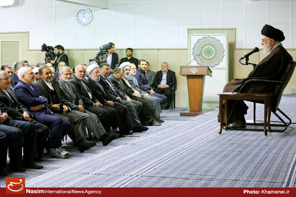 وزیر خارجه، سفرا و مسئولان نمایندگی‌ها با رهبر انقلاب  دیدار کردند + تصاویر