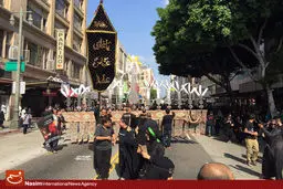 گزارش تصویری:: حرکت دسته‌های عزاداری سیدالشهداء(ع) در لس آنجلس