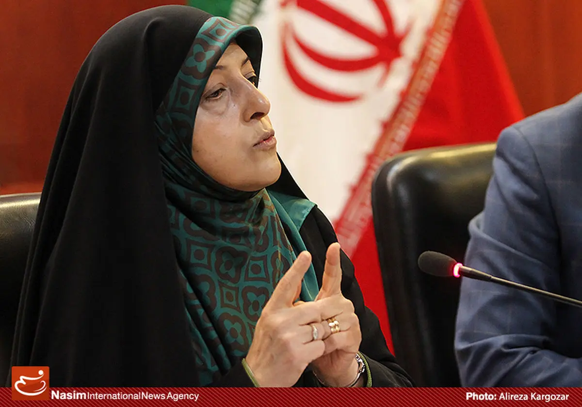 گزارش تصویری:: دیدار دبیران سیاسی رسانه‌ها و دانشجویان علوم سیاسی با رئیس سازمان حفاظت محیط زیست