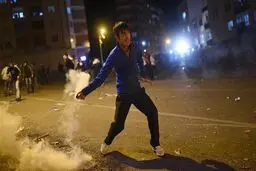 کُردها به نتایج انتخابات پارلمانی ترکیه اعتراض کردند