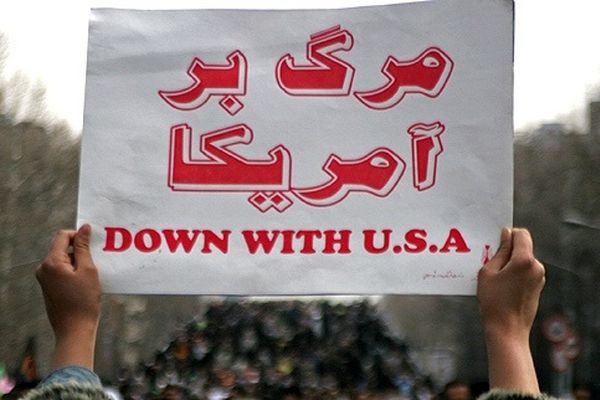 شعار مرگ بر آمریکای ملت عاشورایی ایران ، ترجمان 